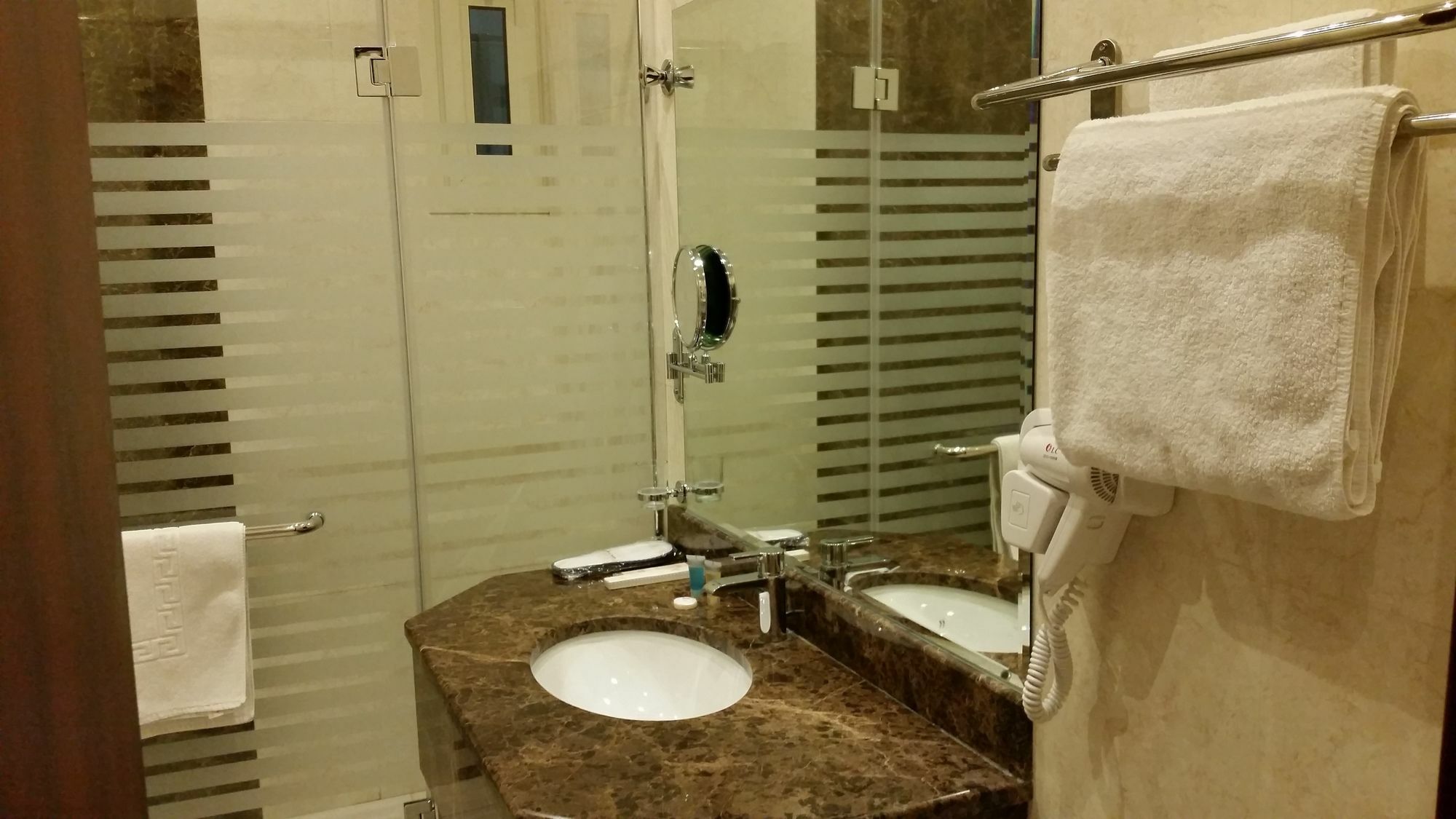 Abat Suites Rijad Zewnętrze zdjęcie